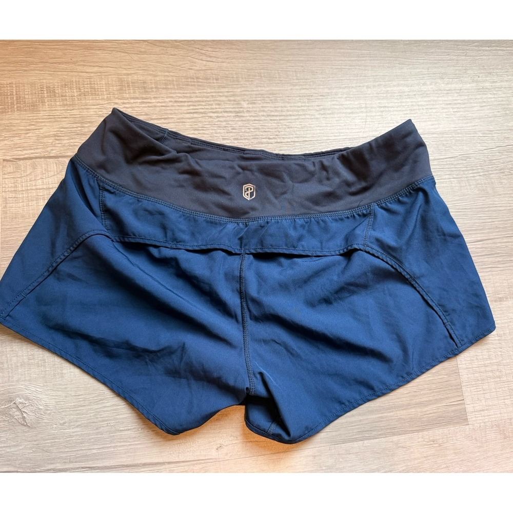 Born Primitive navy women's large FREE FLOW‎ SHORT